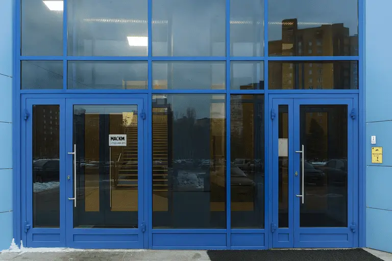 Покраска алюминиевых окон: технологии и советы