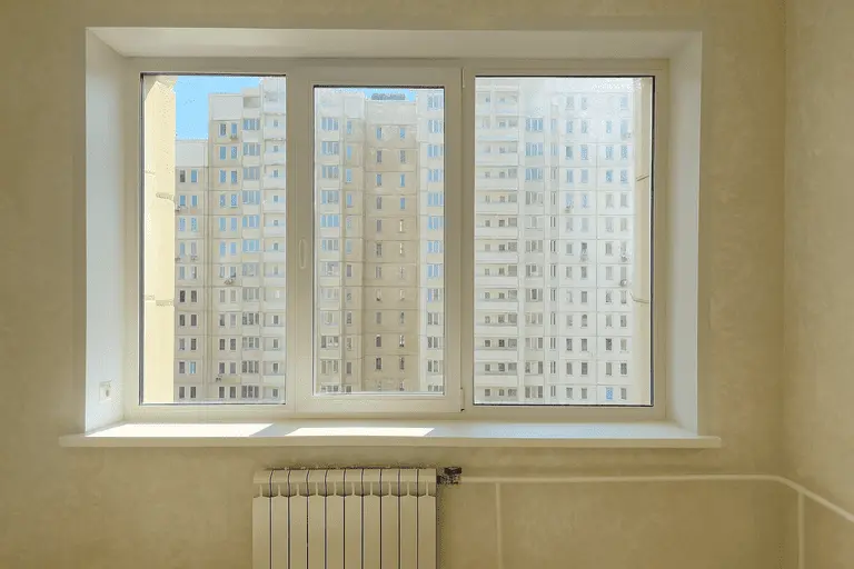 Когда менять окна при ремонте квартиры?